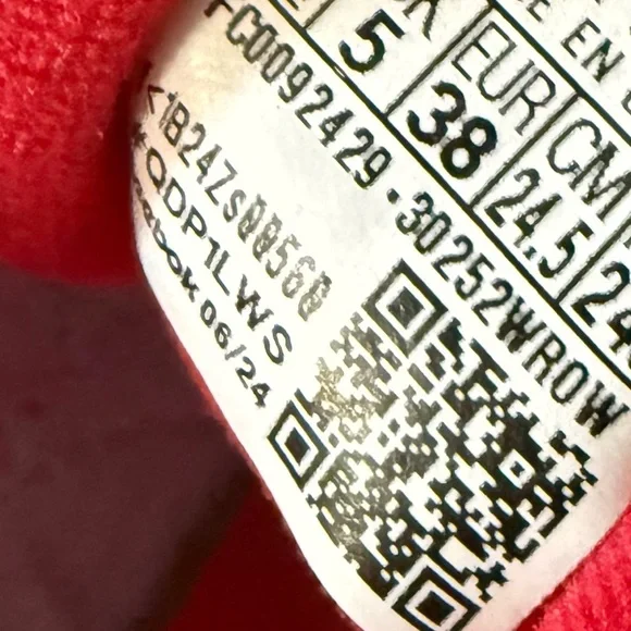 REEBOK Forte Lounger Women's Sneakers in Classic Red and White - Picture 8 of 9